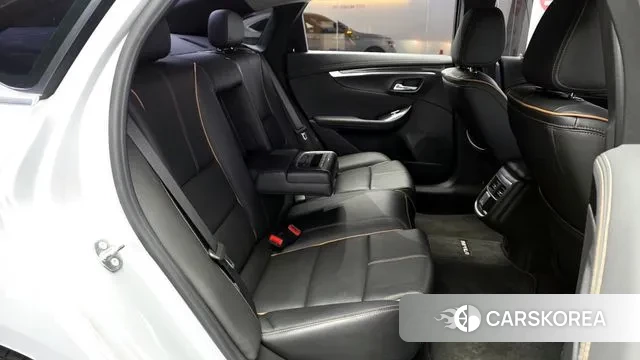 Chevrolet (GM Daewoo) Impala 2018 Серебряный из Кореи, фото 3