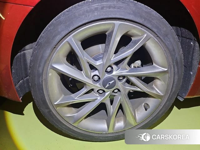 Genesis The New G70 2022 Красный из Кореи, фото 3