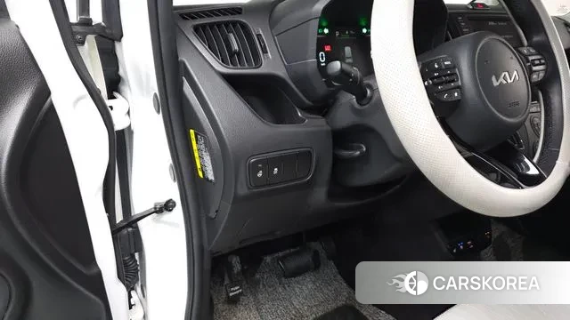 Kia The New Kia Ray 2023 Белый из Кореи, фото 3