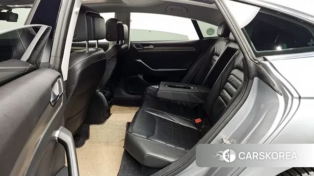 Volkswagen Arteon 2018 Серебряный из Кореи, фото 3