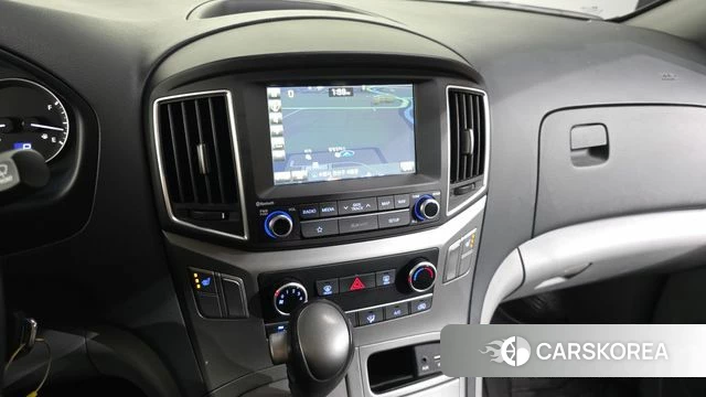 Hyundai The New Grand Starex 2018 Белый из Кореи, фото 3