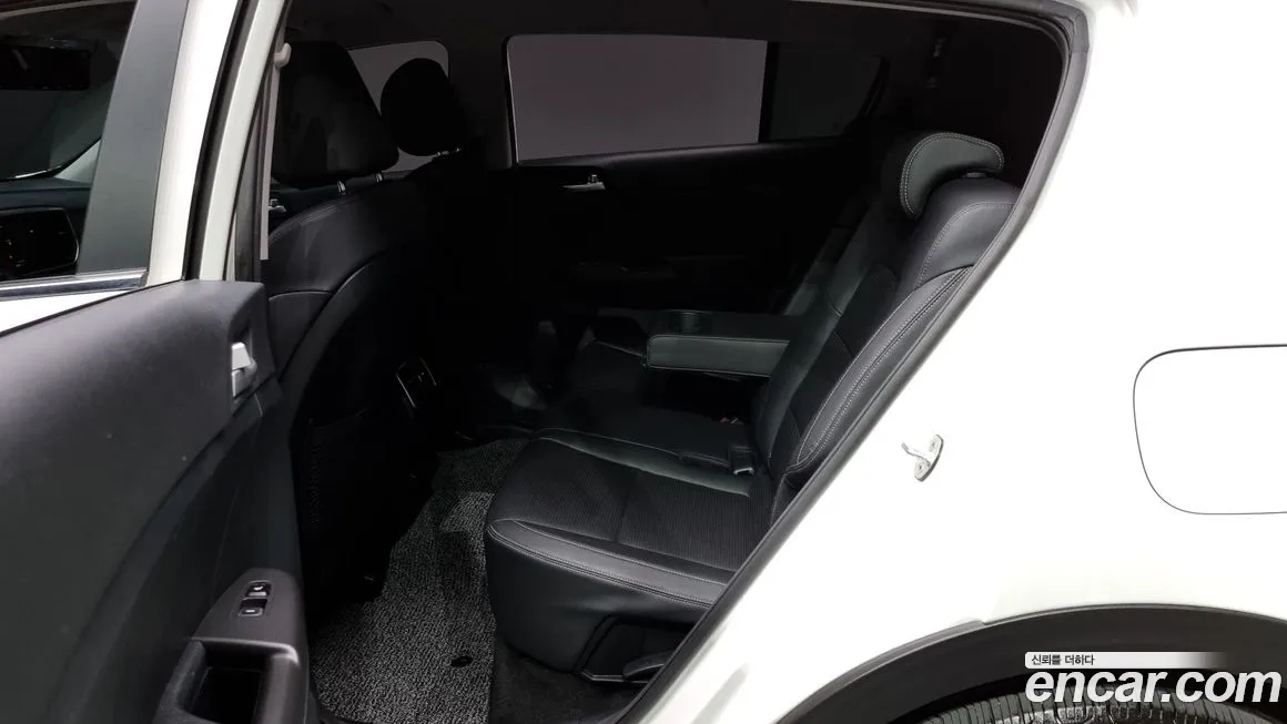 Kia Sportage The Bold 2018 Белый из Кореи, фото 3