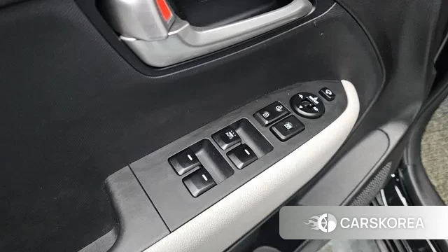 Kia The New Kia Ray 2023 Черный из Кореи, фото 3