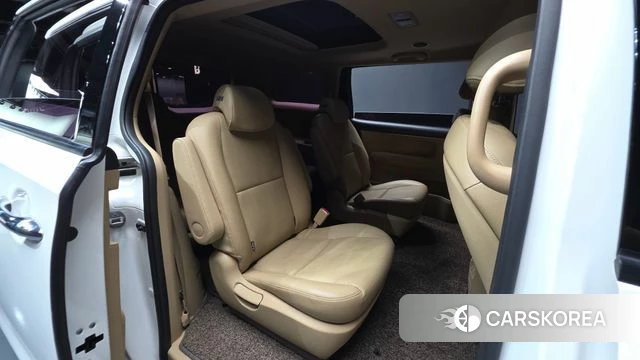 Kia The New Carnival 2018 Белый из Кореи, фото 3