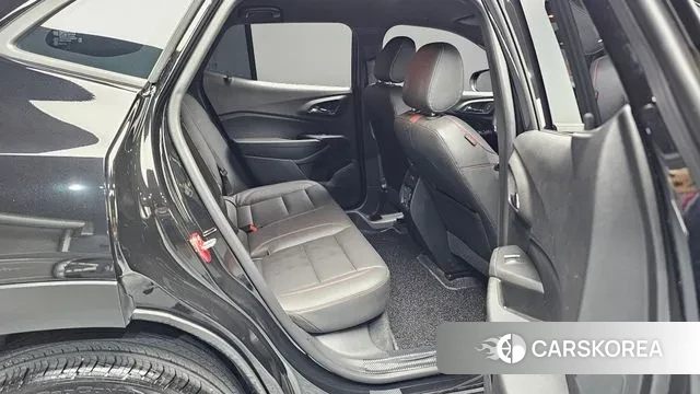 Chevrolet (GM Daewoo) Trax Crossover 2023 Черный из Кореи, фото 3