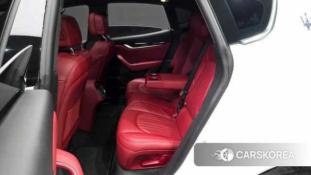 Maserati Levante 2022 Белый из Кореи, фото 3