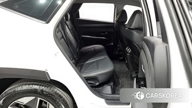 Hyundai The New Tucson (NX4) 2024 Белый из Кореи, фото 3