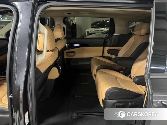 Kia Carnival 4th generation 2022 Серый из Кореи, фото 3