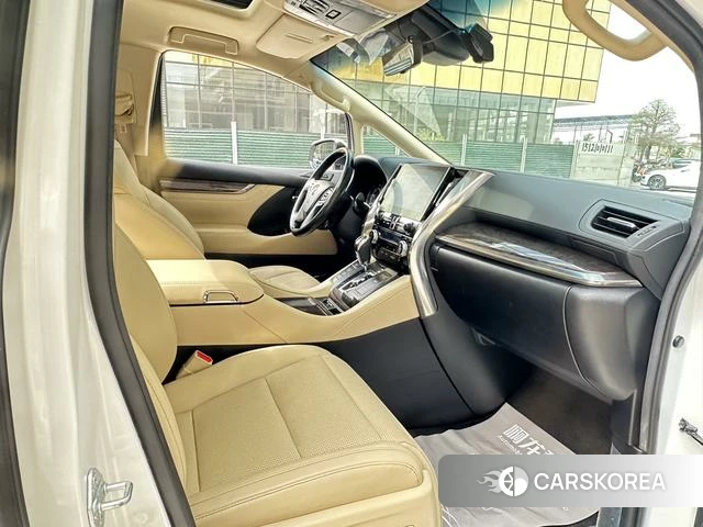 Toyota Wilfa 2022 Белый из Китая, фото 3