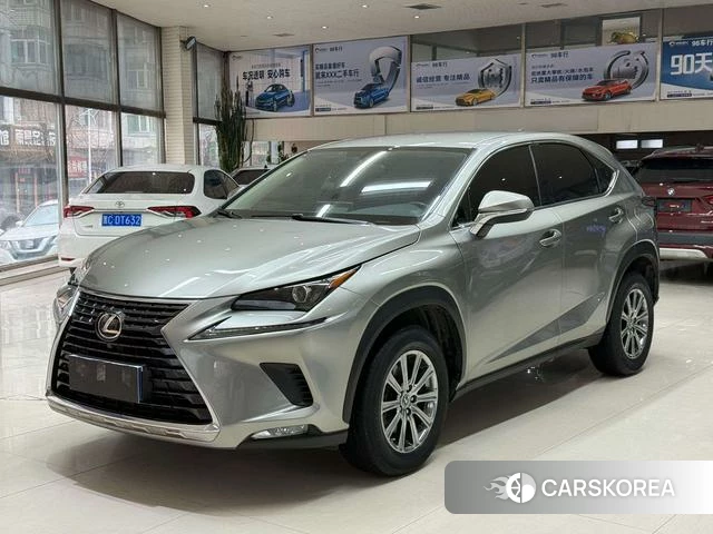 Lexus NX 2021 Серебристо-серый из Китая, фото 3