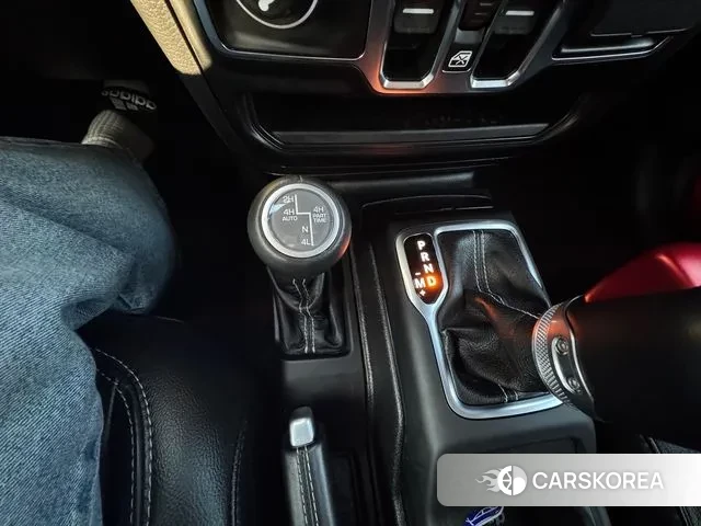 Jeep Wrangler (JL) 2021 Красный из Кореи, фото 3