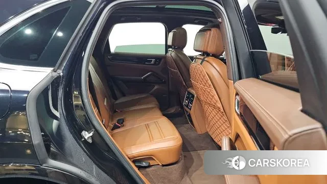 Porsche Cayenne (PO536) 2022 Черный из Кореи, фото 3