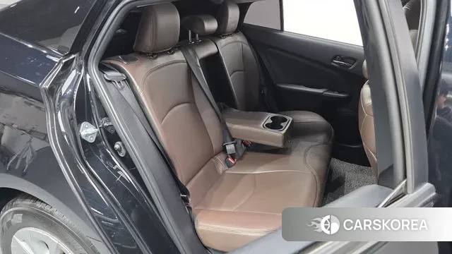 Toyota Prius 4th Generation 2019 Черный из Кореи, фото 3