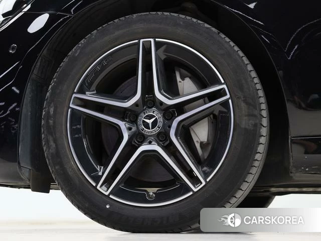 Mercedes-Benz E-class (imported) 2022 Черный из Китая, фото 3
