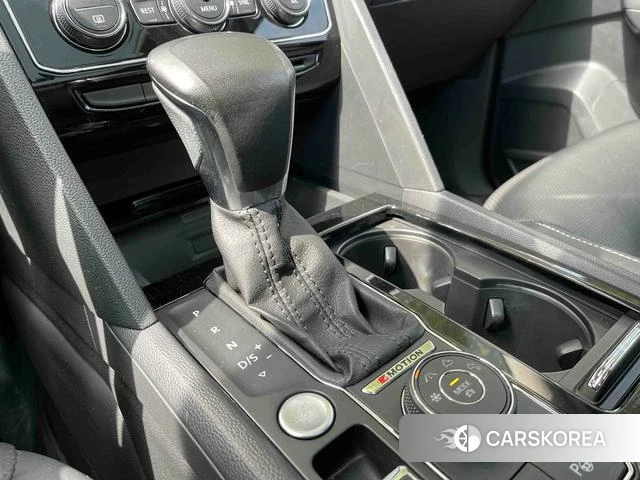 Volkswagen Tourang 2020 Черный из Китая, фото 3