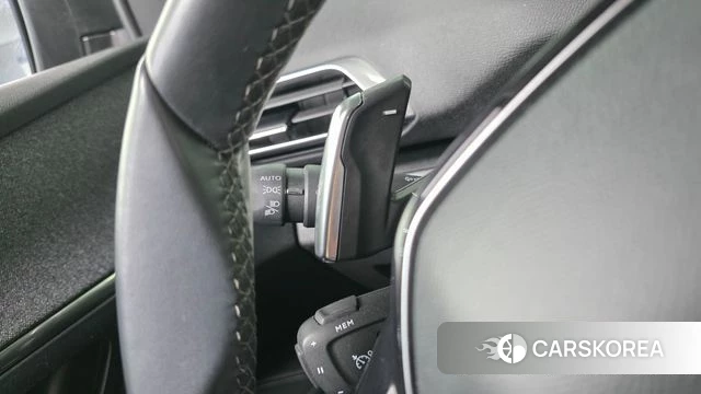 Peugeot 5008 second generation 2022 Серый из Кореи, фото 3