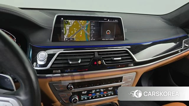 BMW 7 Series (G11) 2022 Черный из Кореи, фото 3