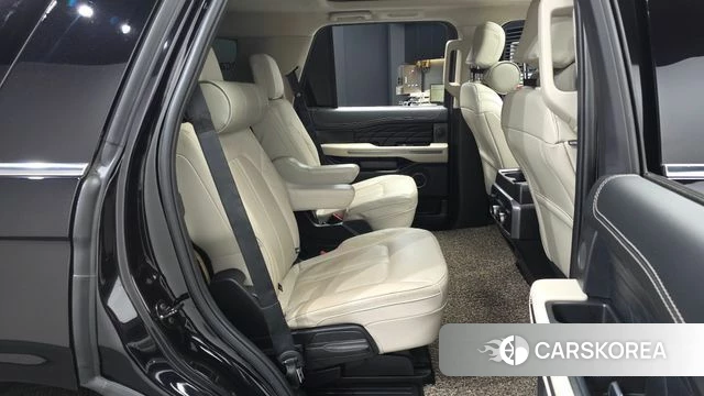 Ford Expeditation 2021 Черный из Кореи, фото 3
