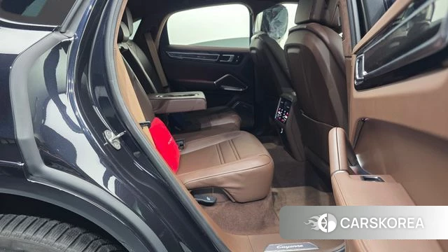 Porsche Cayenne (PO536) 2022 Черный из Кореи, фото 3