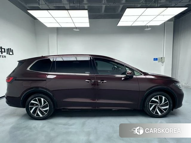 Volkswagen Weiran 2023 Красный из Китая, фото 3