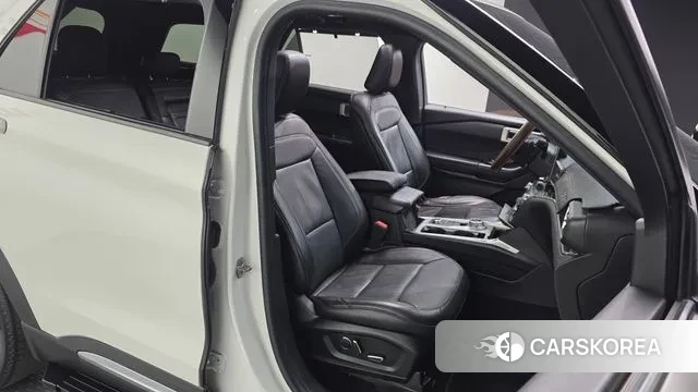 Ford Explorer 6th Generation 2020 Белый из Кореи, фото 3