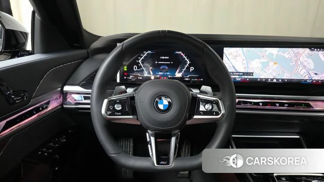 BMW 7 Series (G70) 2025 Черный из Кореи, фото 3