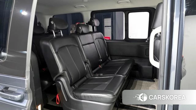 Hyundai Staria 2021 Серый из Кореи, фото 3