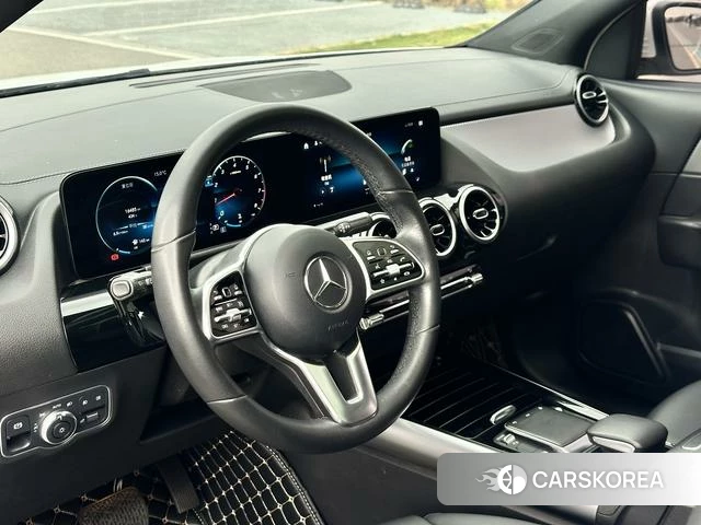 Mercedes-Benz GLA 2022 Белый из Китая, фото 3