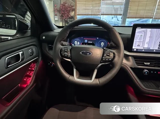 Ford Explorer 6th Generation 2025 Белый из Кореи, фото 3