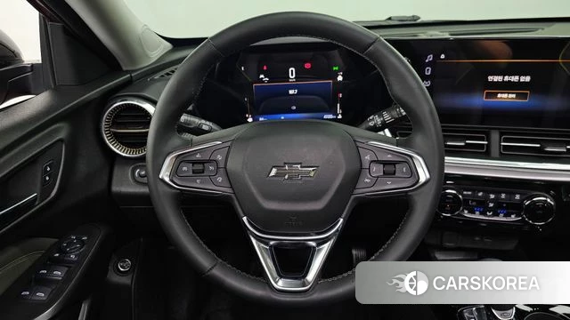 Chevrolet (GM Daewoo) Trax Crossover 2023 Красный из Кореи, фото 3