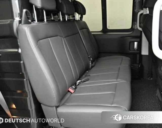 Hyundai Staria 2024 Черный из Кореи, фото 3