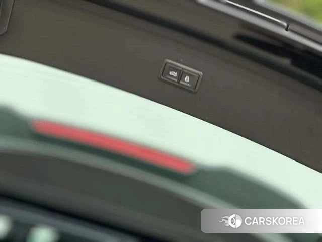 Audi Q5L 2024 Черный из Китая, фото 3