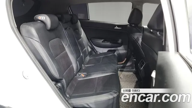 Kia Sportage 4th Generation 2018 Белый из Кореи, фото 3