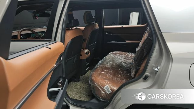 Ssangyong The New Torres 2025 Серебристо-серый из Кореи, фото 3