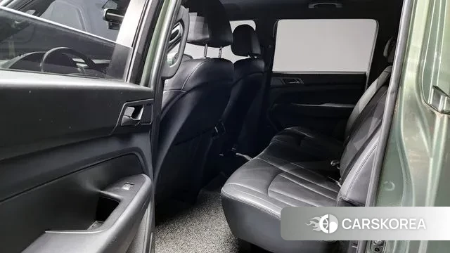 Ssangyong The New Rexton Sport 2021 Темно-зеленый из Кореи, фото 3