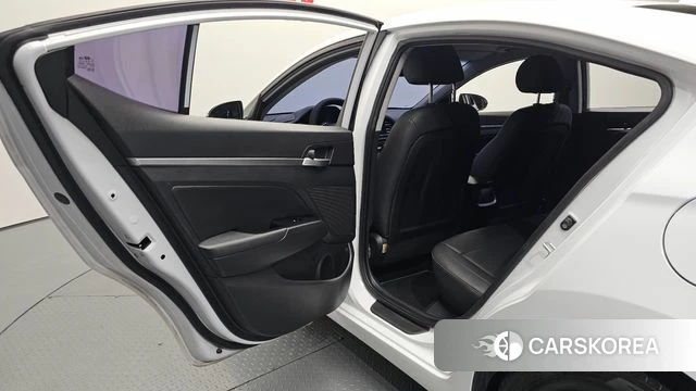 Hyundai The New Avante AD 2019 Белый из Кореи, фото 3