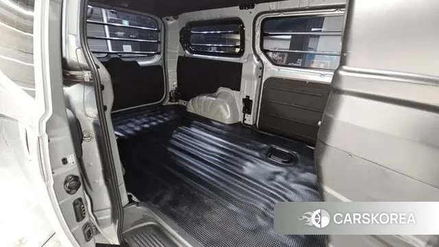 Hyundai The New Grand Starex 2018 Серебряный из Кореи, фото 3