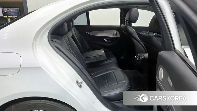 Mercedes-Benz E-Class W213 2019 Белый из Кореи, фото 3