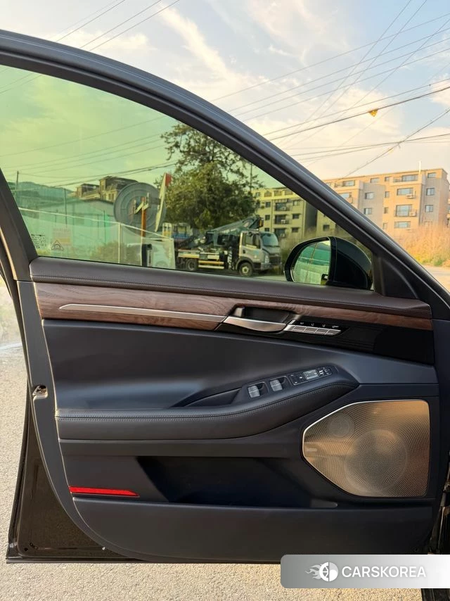 Genesis G90 2019 Черный из Кореи, фото 3
