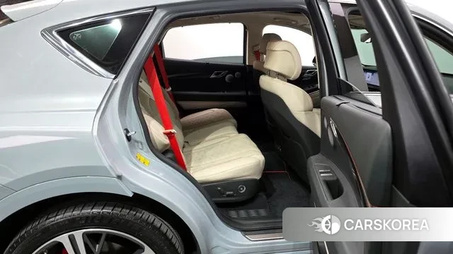 Genesis GV80 Coupe 2024 Цвет галактики из Кореи, фото 3