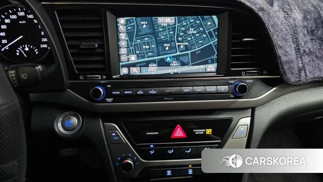 Hyundai Avante AD 2018 Белый из Кореи, фото 3