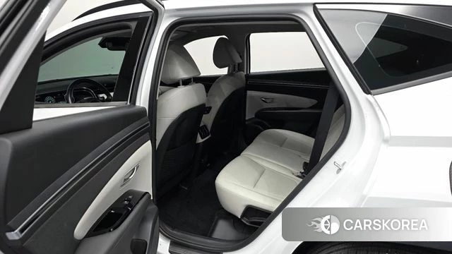 Hyundai Tucson (NX4) 2021 Белый из Кореи, фото 3