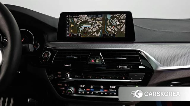 BMW 5 Series (G30) 2019 Черный из Кореи, фото 3