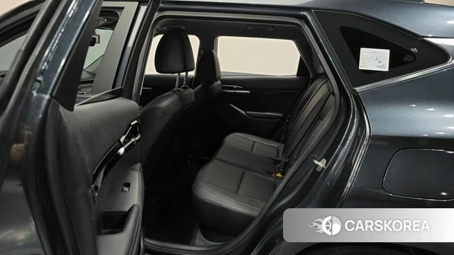 Kia Seltos 2021 Серый из Кореи, фото 3