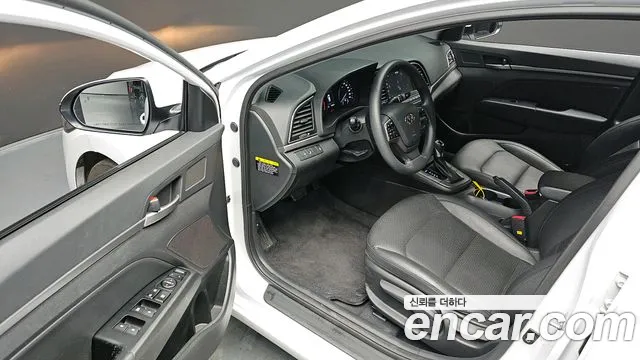 Hyundai Avante AD id 2433649 из Кореи 3