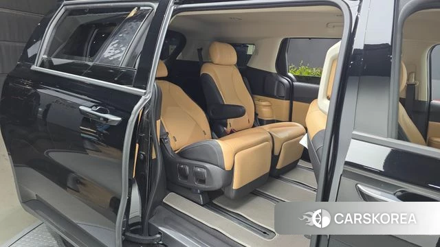 Kia Carnival 4th generation 2023 Черный из Кореи, фото 3