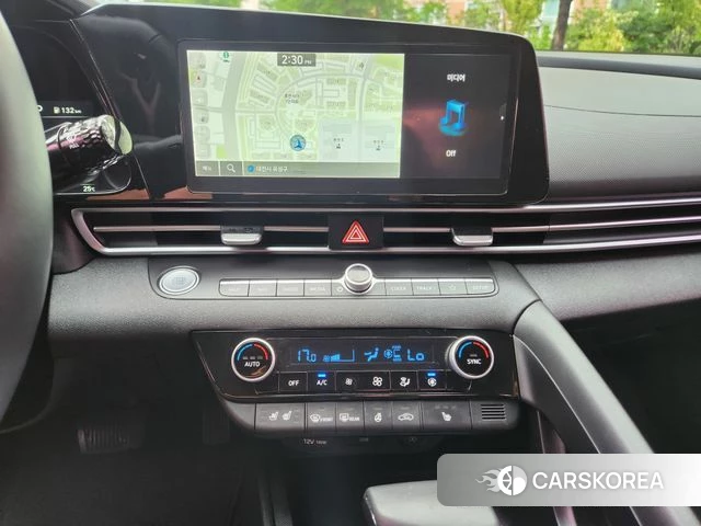 Hyundai Avante (CN7) 2020 Небесно-голубой из Кореи, фото 3