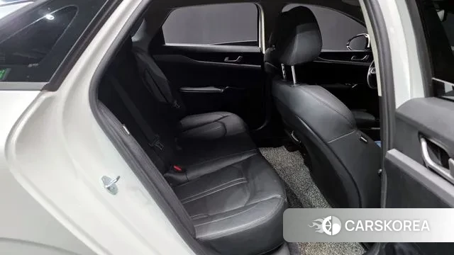 Kia K5 3rd generation 2023 Белый из Кореи, фото 3