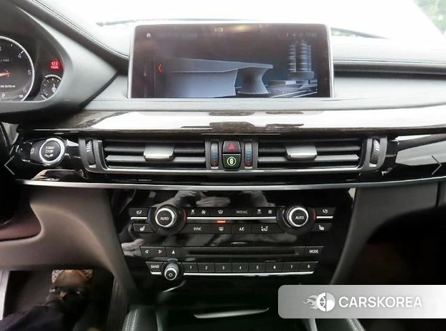 BMW X6 (F16) 2018 Белый из Кореи, фото 3