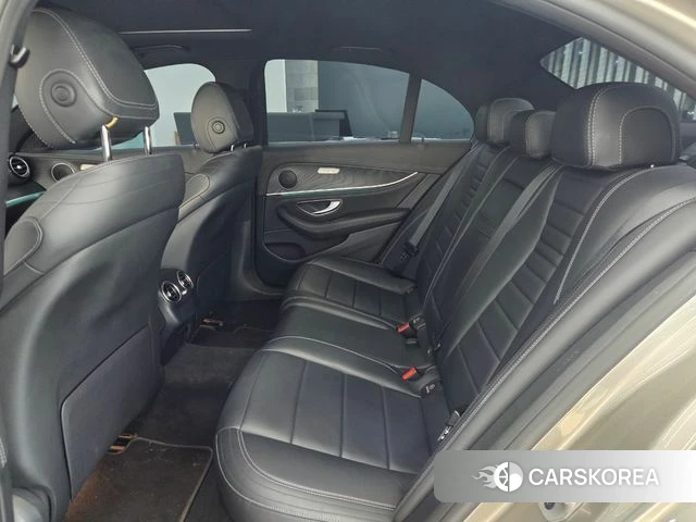 Mercedes-Benz E-Class W213 2020 Песочный из Кореи, фото 3